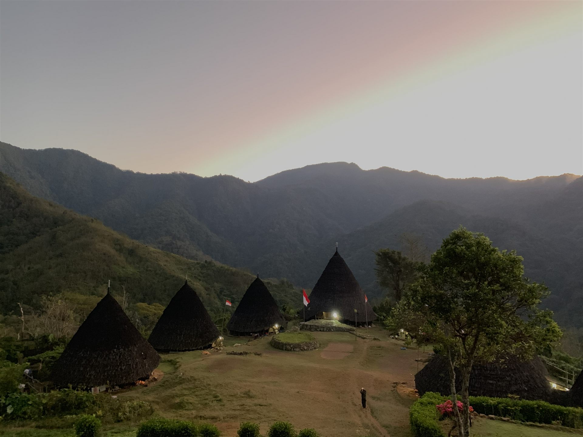 Wae Rebo, Flores